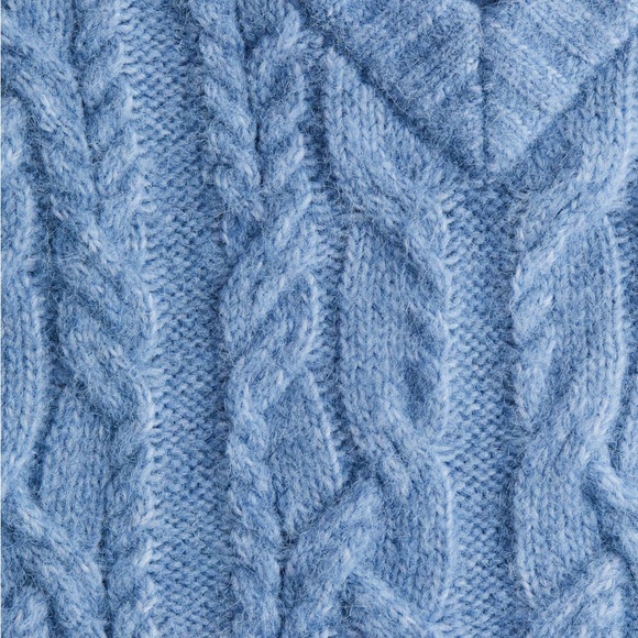 Cropped Cable knit sweater light blue sized small wool blend sweater vneck - Picture 6 of 9